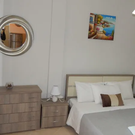 Peters Apartment *